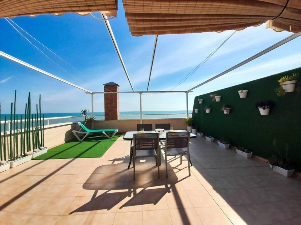Ayf Amaneceres Frente Al Mar Apartment Оропеса дел Мар Екстериор снимка